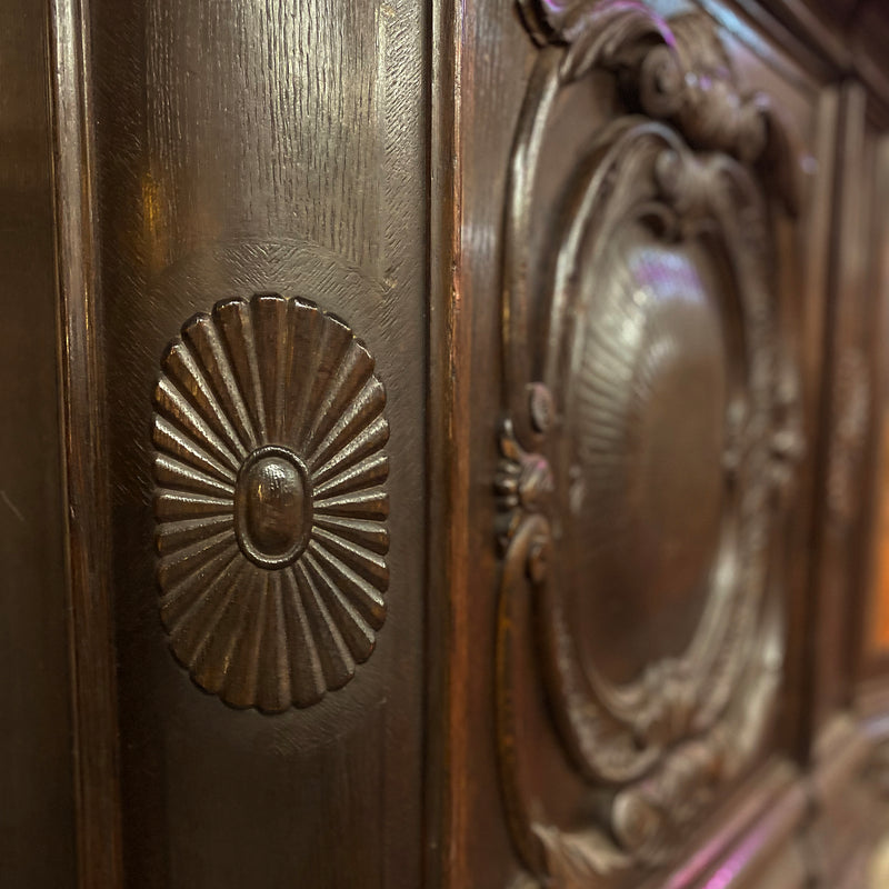 Oak Sideboard Bar with Carved and Raised Box Backsplash with Side Wings